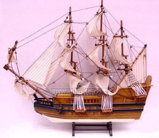 ship model and ship in bottle