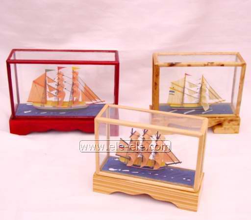ship model and ship in bottle