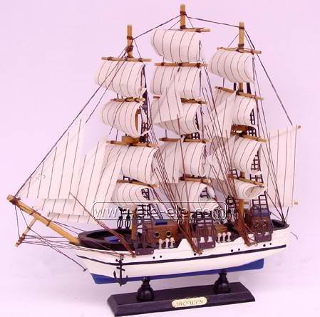 ship model and ship in bottle