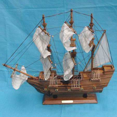 ship model and ship in bottle