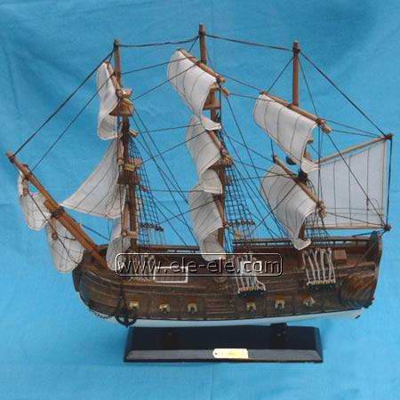 ship model and ship in bottle