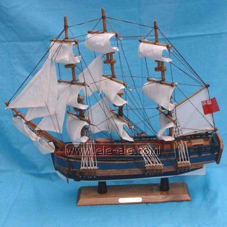 ship model and ship in bottle